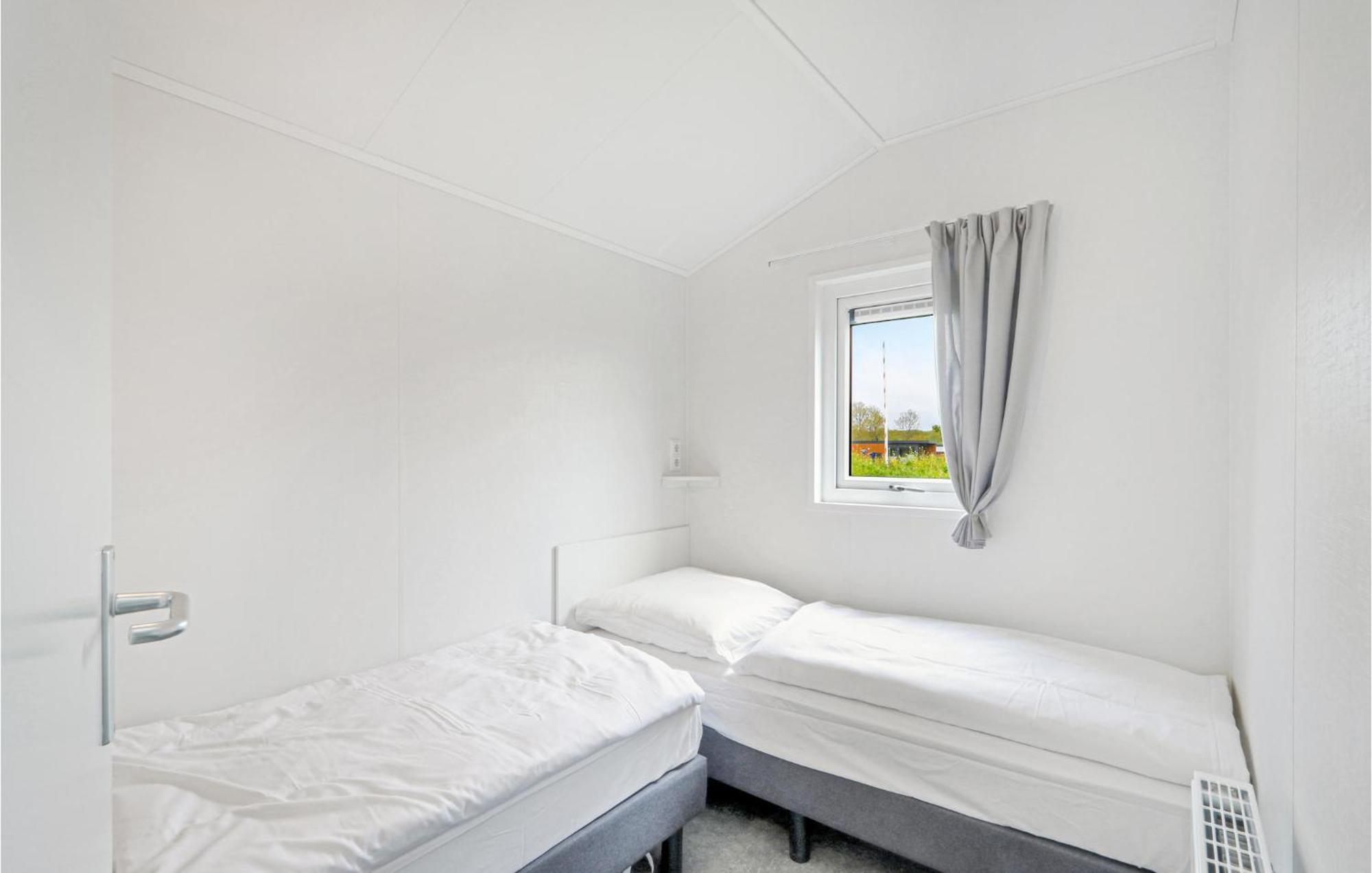 Lovely Home In Suesel With House A Panoramic View Susel Bagian luar foto
